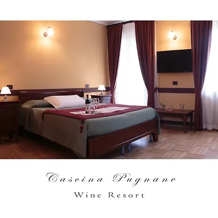 Farm stay Cascina Pugnane Castiglione Falletto