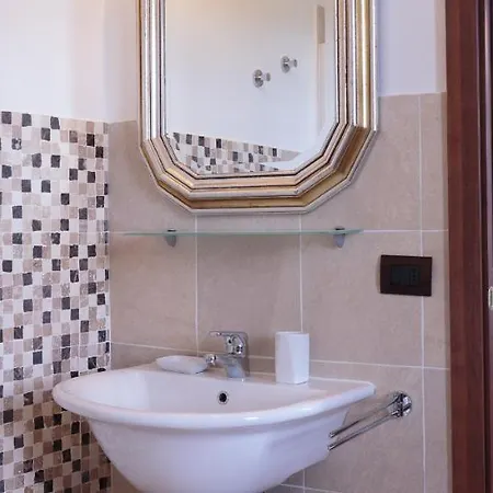 Cascina Pugnane Farm stay *